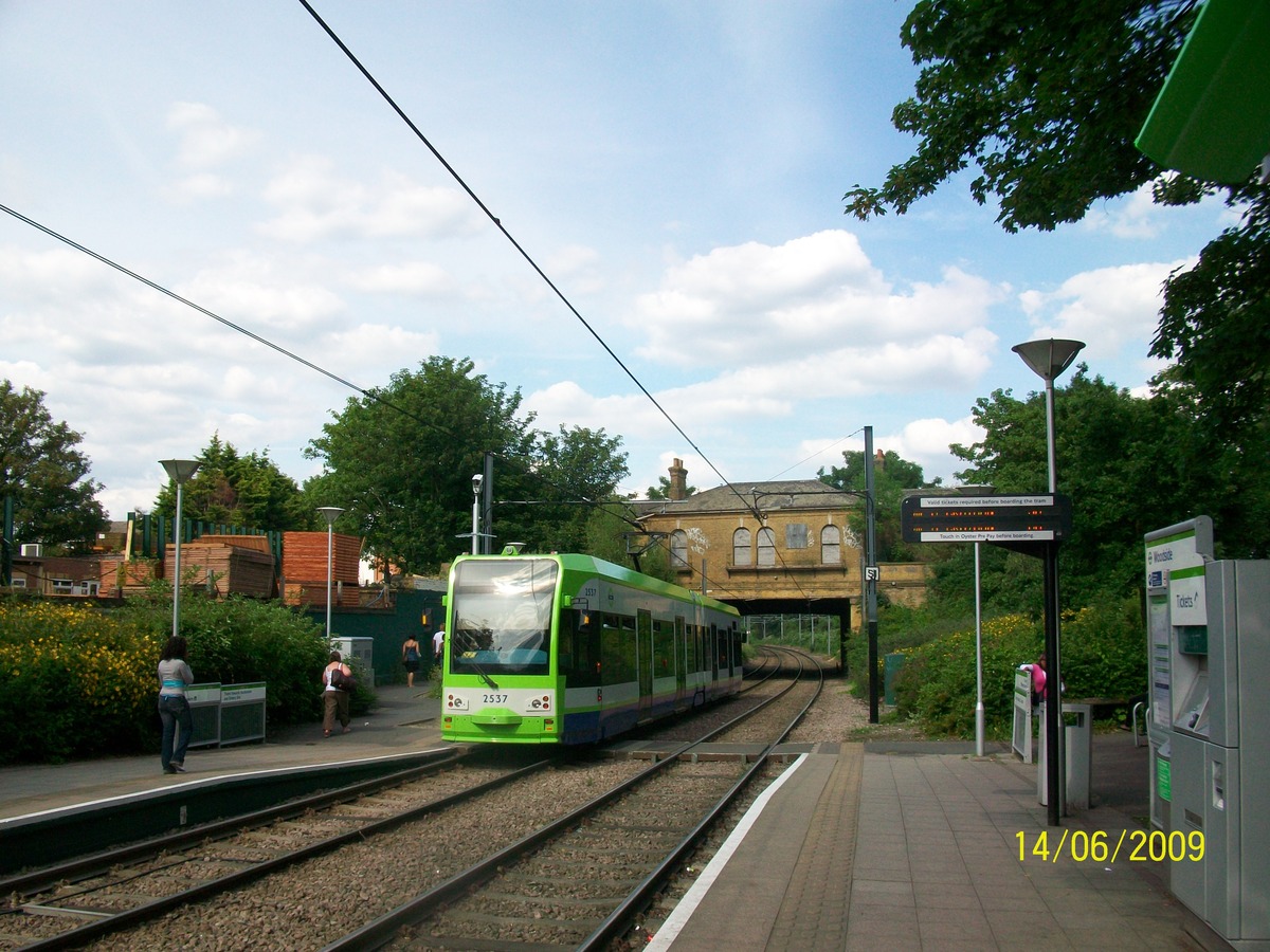 Woodside Old Station June 09
